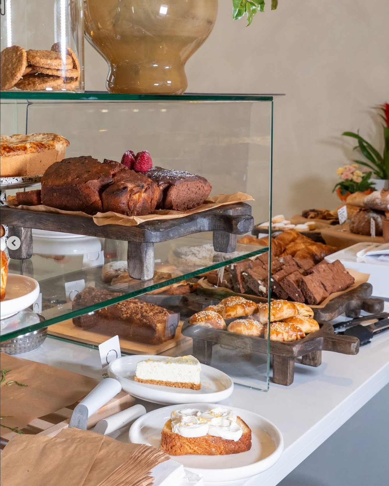 Leon 29 Pastry Selection